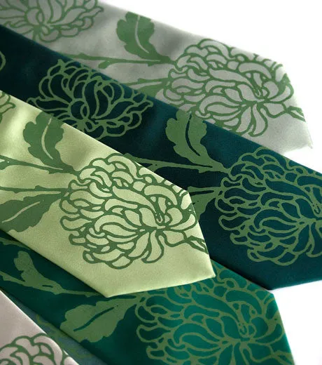 Chrysanthemum Silk Necktie