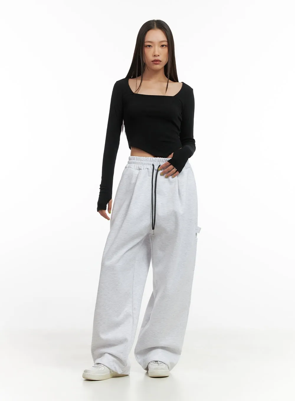 Cozy Wide-Fit Joggers CO424