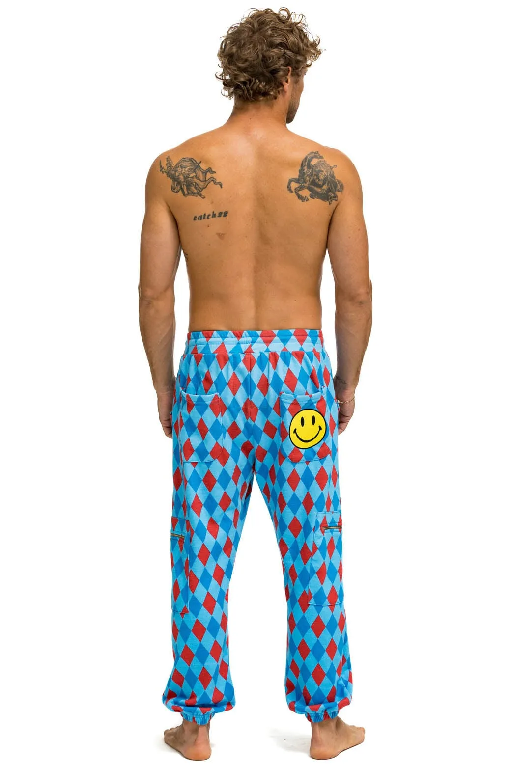 DIAMOND REPEAT SMILEY 2 EMBROIDERY SWEATPANTS - SKY