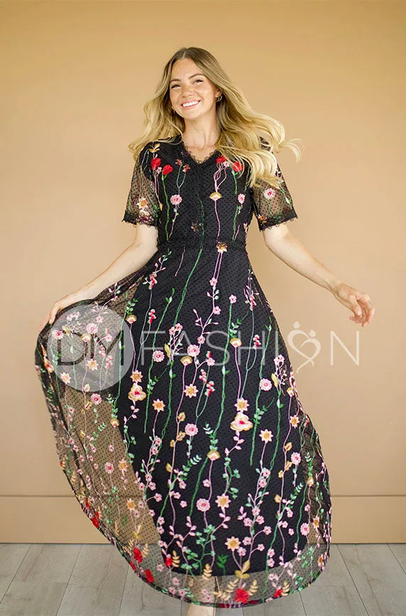 Diana Embroidered Black Floral Dress - DM Exclusive