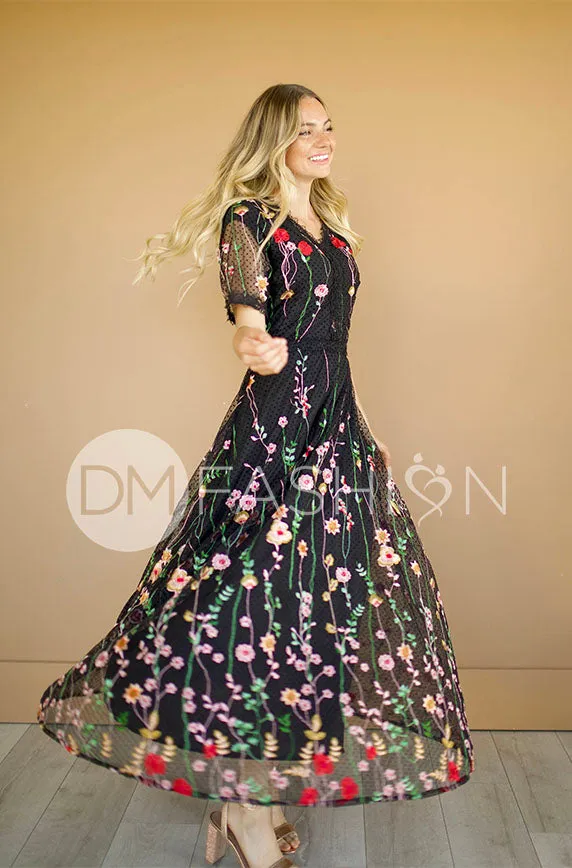 Diana Embroidered Black Floral Dress - DM Exclusive