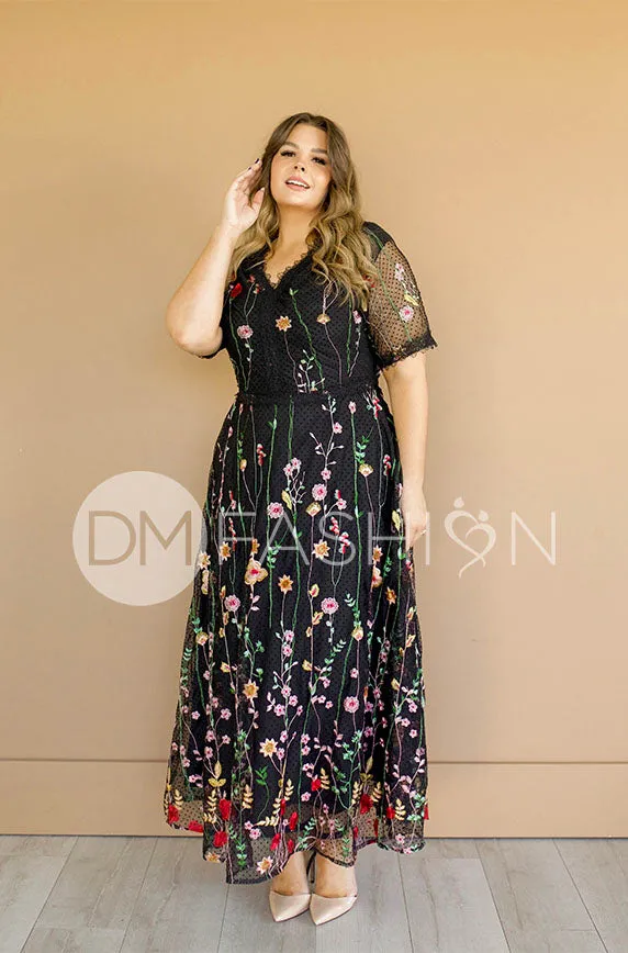 Diana Embroidered Black Floral Dress - DM Exclusive