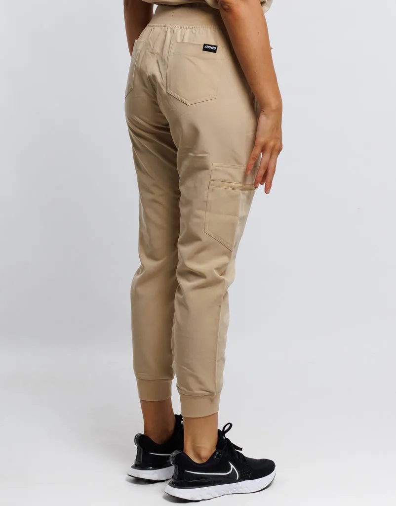 Essential Jogger Scrub Pants - Warm Sand