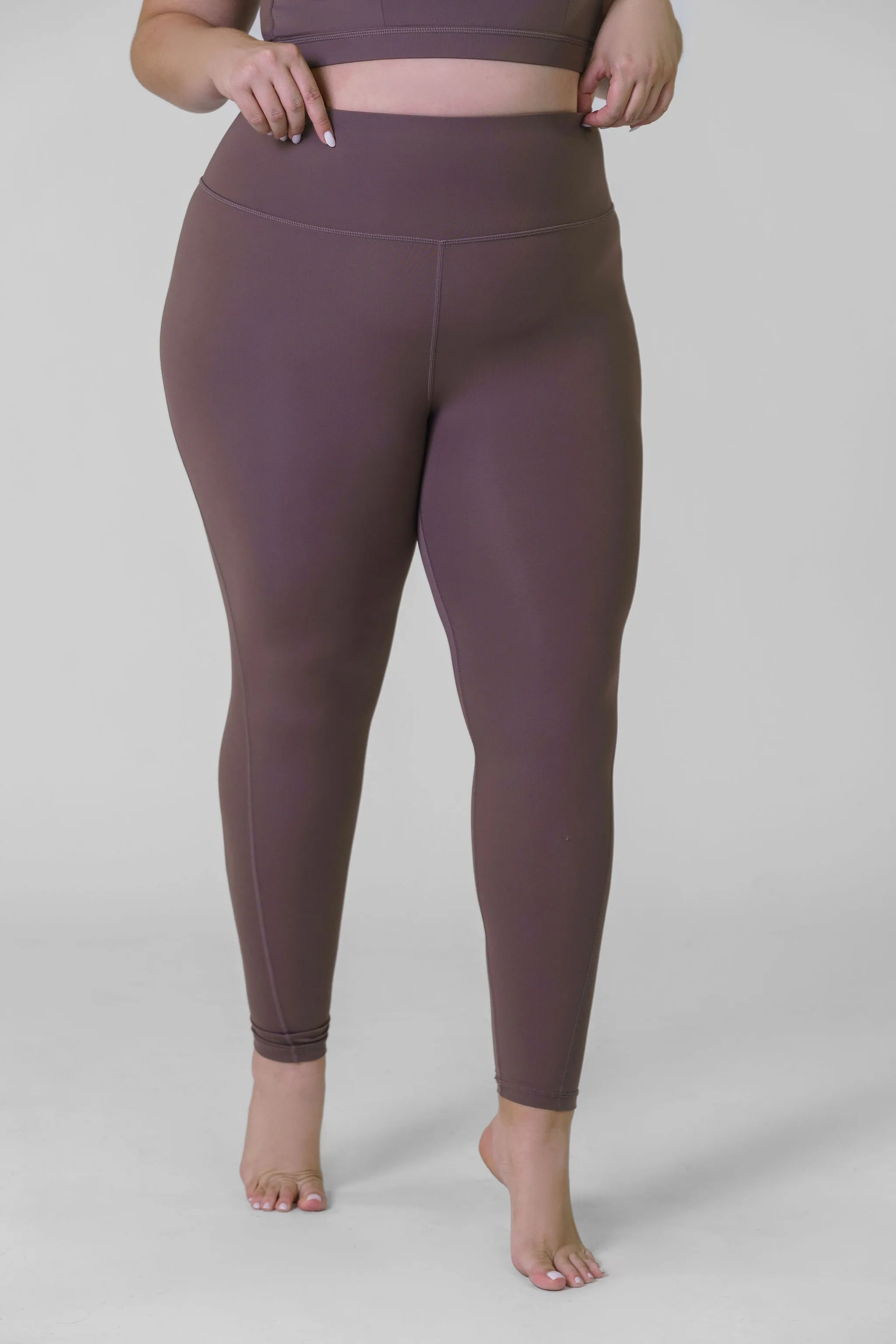 ESSENTIAL LYCRA-BLEND HIGHWAIST LEGGINGS