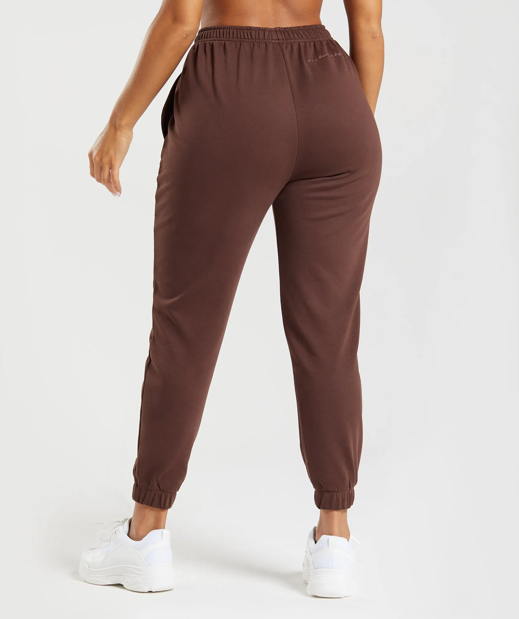 Gymshark Whitney Loose Joggers - Rekindle Brown