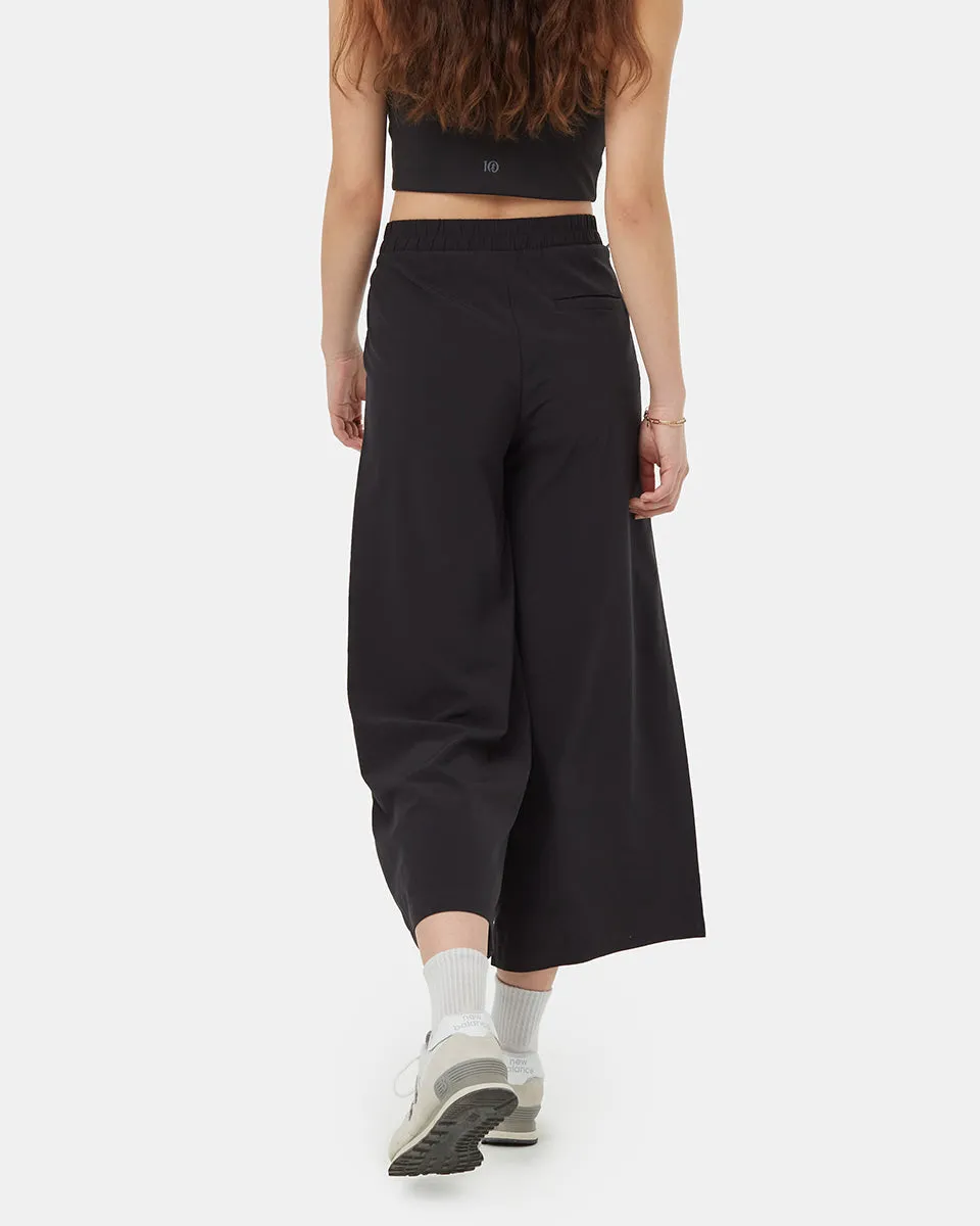 InMotion Cropped Wide Leg Pant