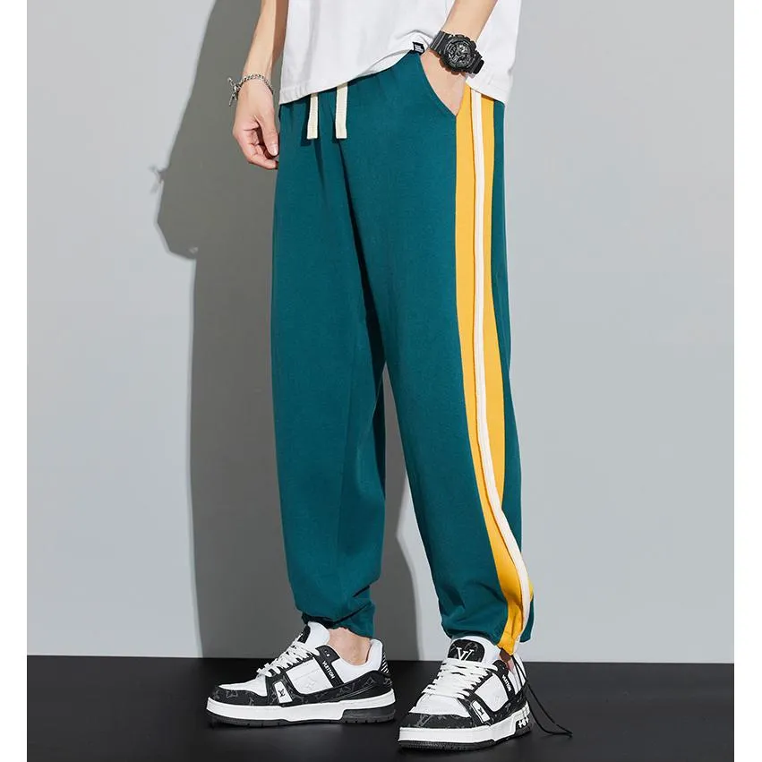 Knitted Sports Drawstring Tapered Wide-Leg Sweatpant