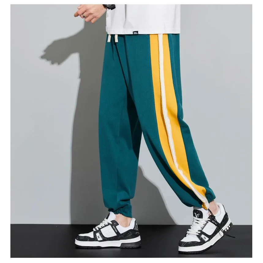 Knitted Sports Drawstring Tapered Wide-Leg Sweatpant