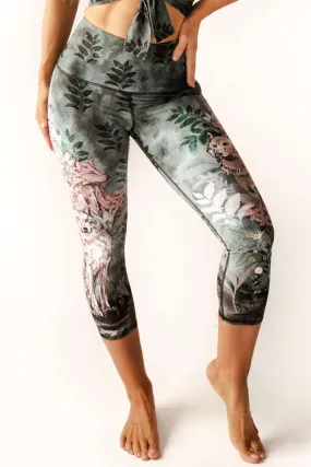 La Loba Printed Yoga Crops