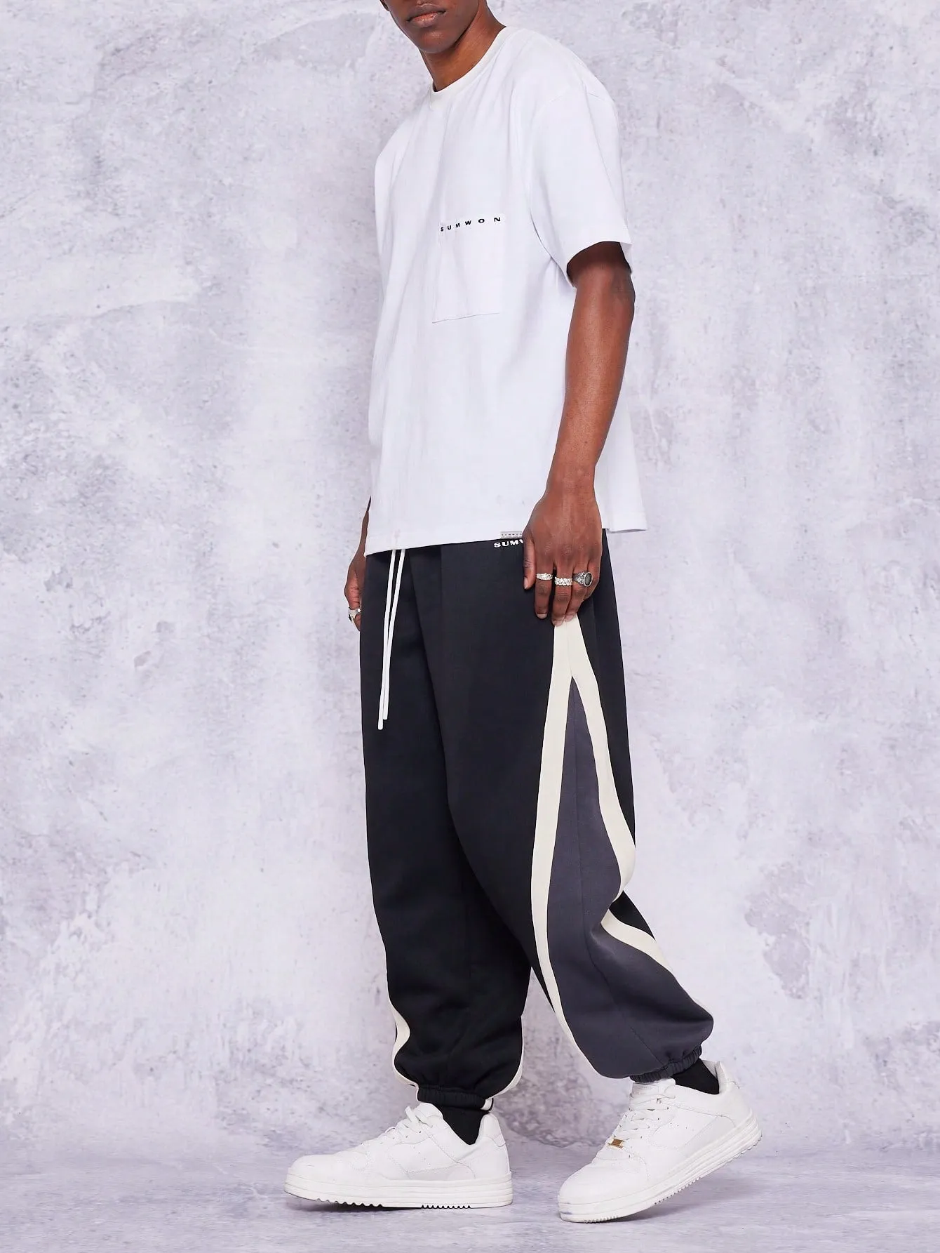 Loose Fit Baggy Joggers With Contrast Panels