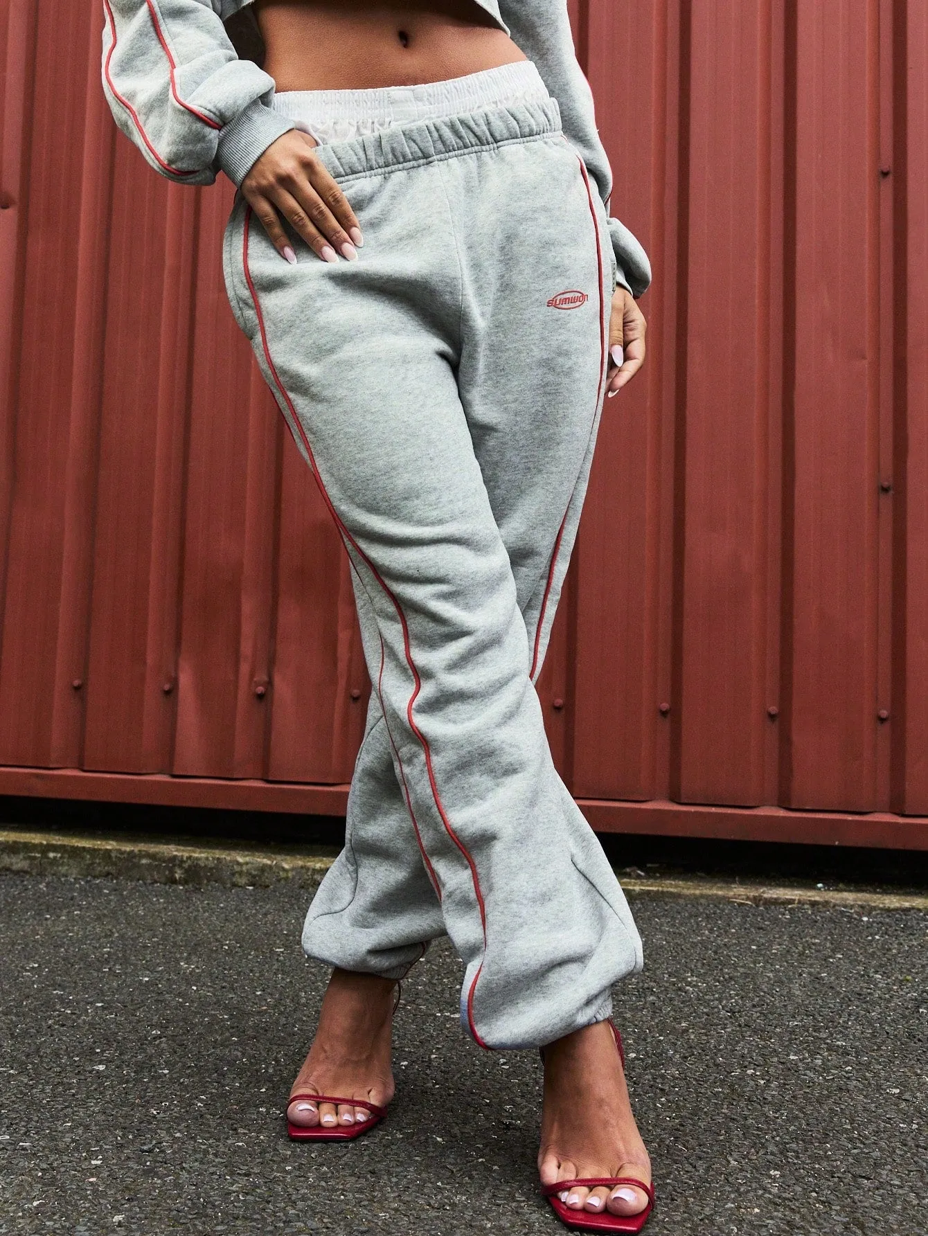 SUMWON WOMEN Loose Baggy Joggers With Piping Detail