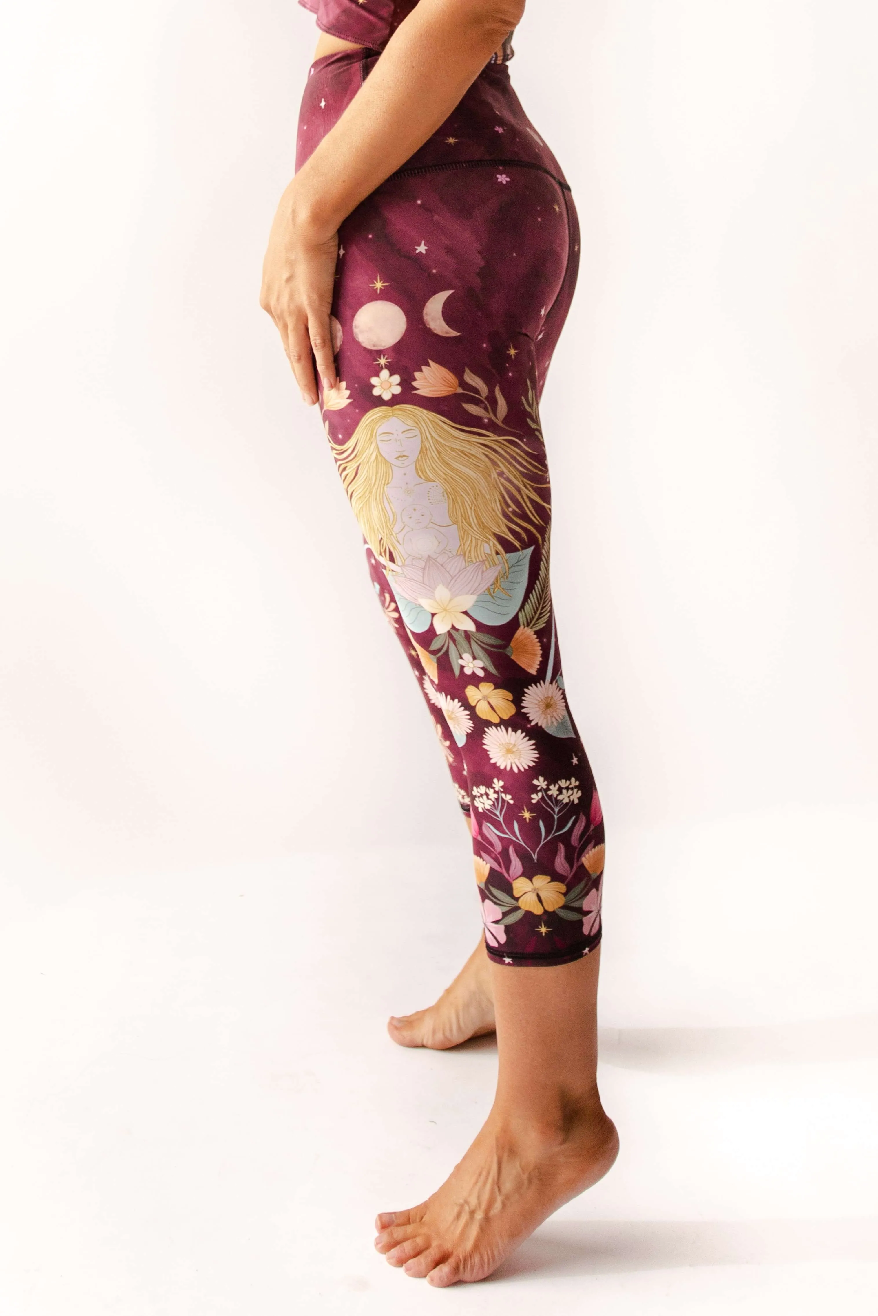 The Creator Printed Yoga Crops