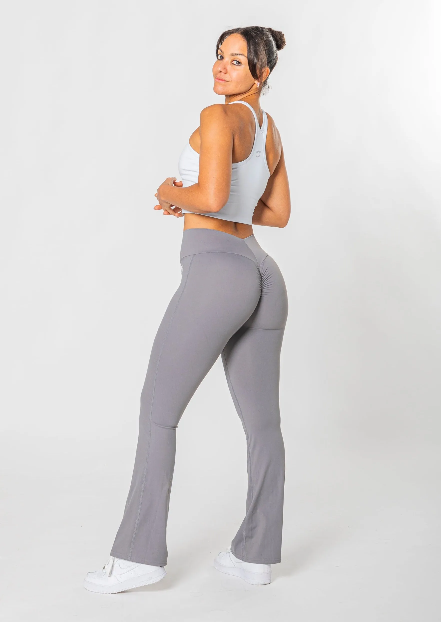 [VORBESTELLUNG] BELLA Flared Scrunch Leggings