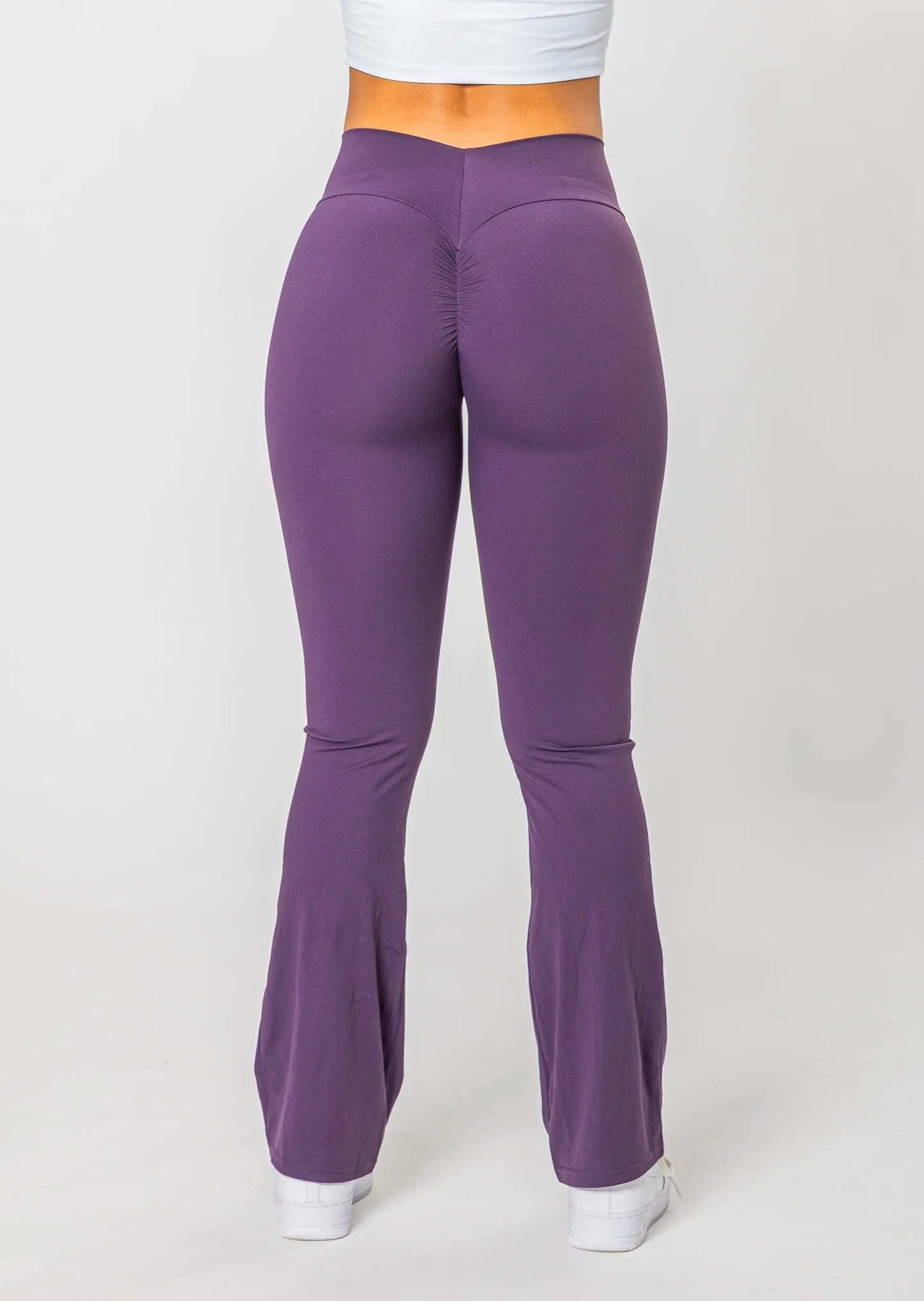 [VORBESTELLUNG] BELLA Flared Scrunch Leggings