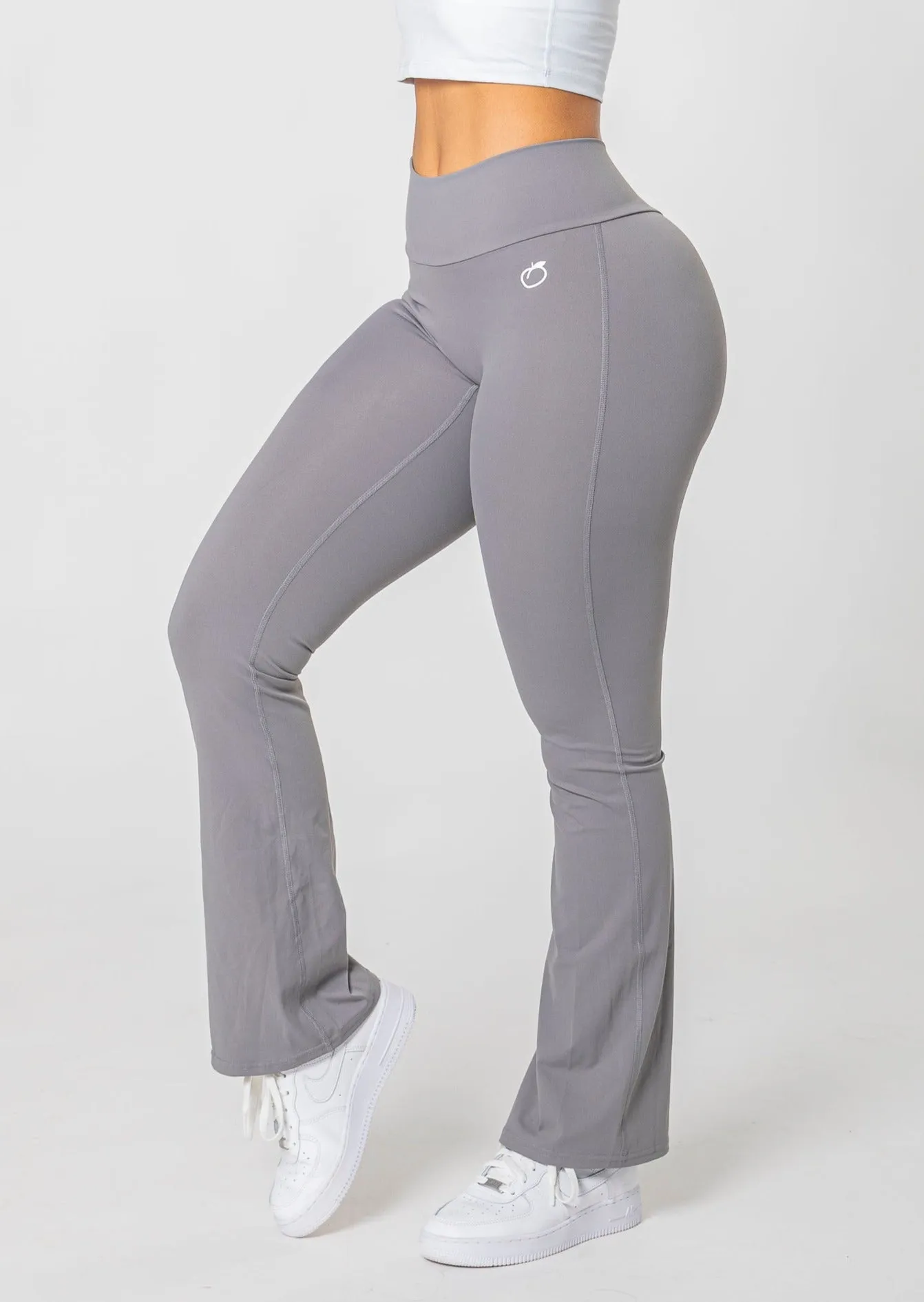 [VORBESTELLUNG] BELLA Flared Scrunch Leggings